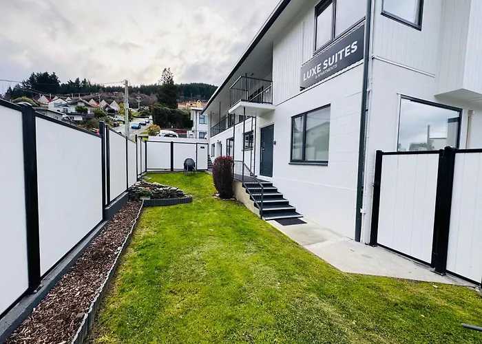 Luxe Suites & Apartments