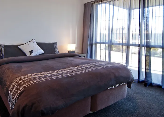Alpine Resort Wanaka Thc Hotels And Resorts